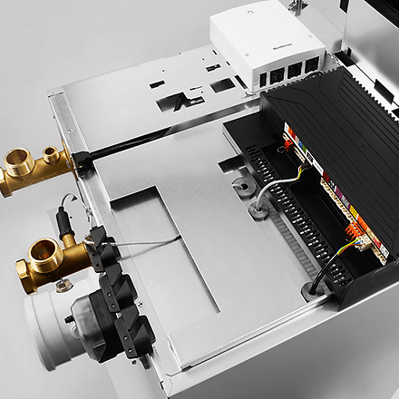 Gasheizung Logano plus KB192i Buderus Module von oben